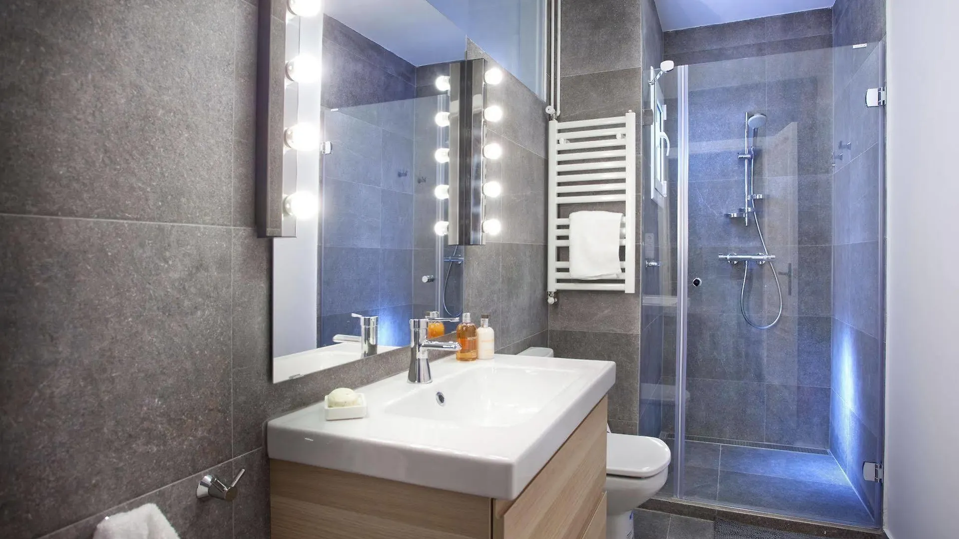 The Boutique Apartments Барселона